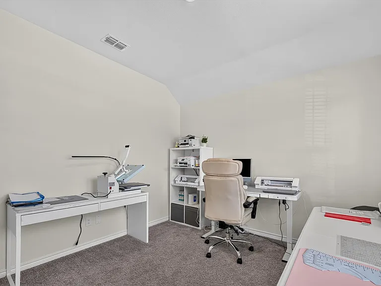 10121 High Grade Dr — Photo 13