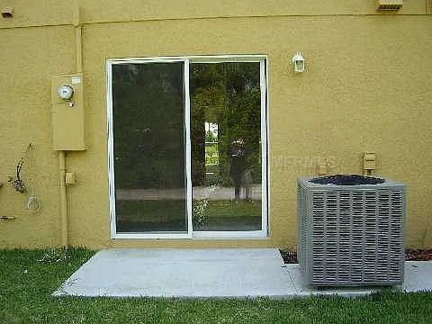 239 Royal Palm Dr — Photo 6