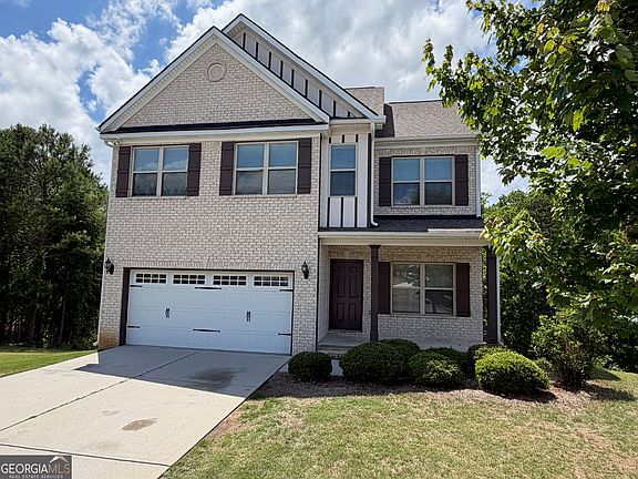 2nd image of 141 Donegal Way
