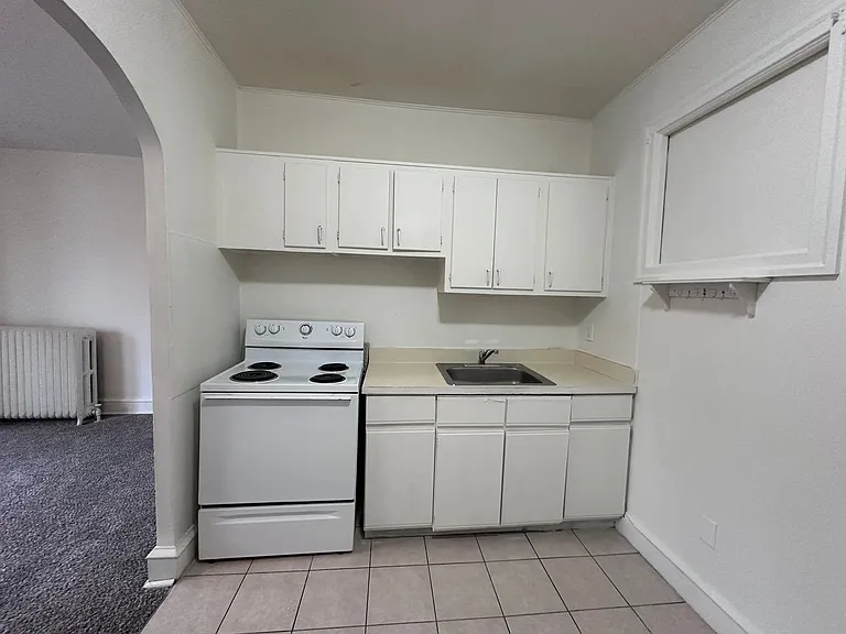 1007 Markley St — Photo 4