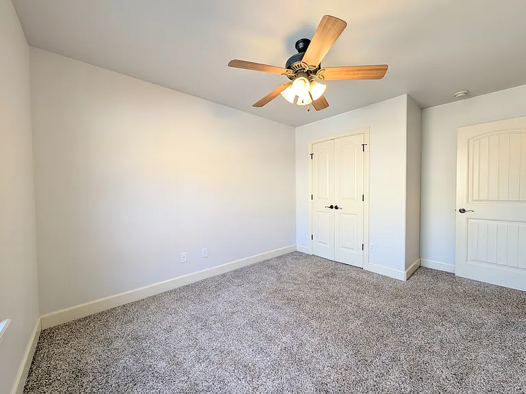 2944 W Old Farmington Rd — Photo 12