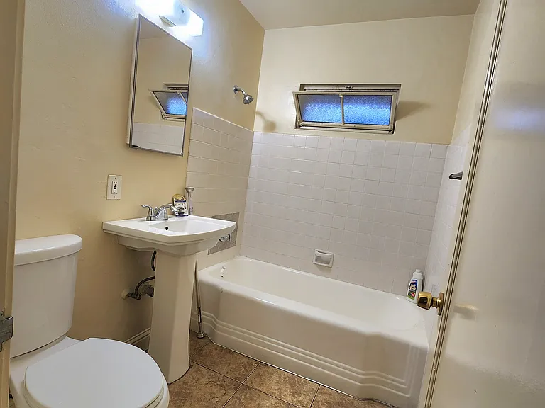157 N Echo Ave #2 — Photo 6