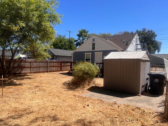 4th image of 3059 Crandall Ave