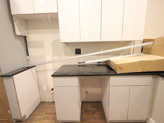2nd image of 368 Chauncey St #11K
