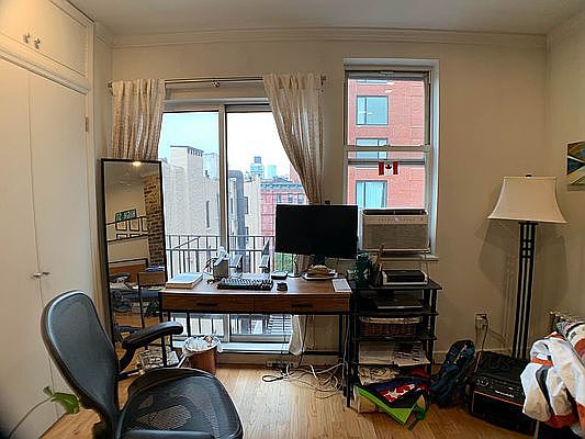 5th image of 167 Ludlow St #9
