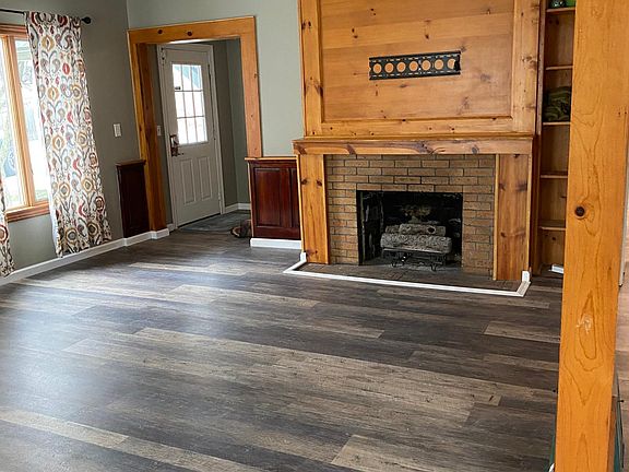 4th image of 131 S Fairview Ave #131