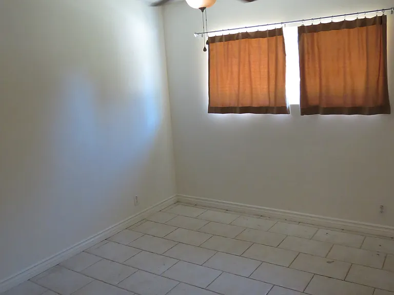 1448 Grove Ave — Photo 46
