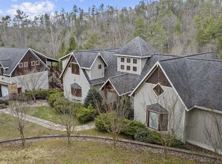 3385 Birds Creek Rd, Sevierville, TN 37876