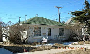 1st image of 912 E Garfield St