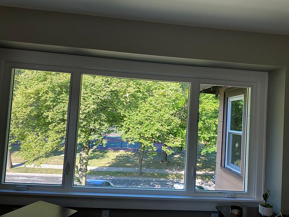 Front picture window with views to Humboldt Park