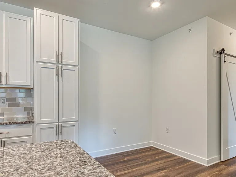 The Apartments at Hallstead Reserve. Modern. Welcoming. Authentically Suffolk. — Photo 30