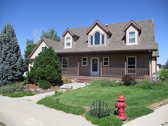 2nd image of 902 Vista Ct