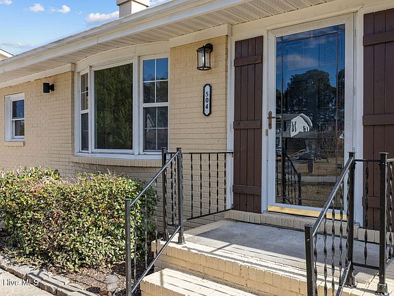 4th image of 504 Oakwood Avenue