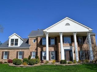 1 Enclave Ct, Saint Charles, MO 63304