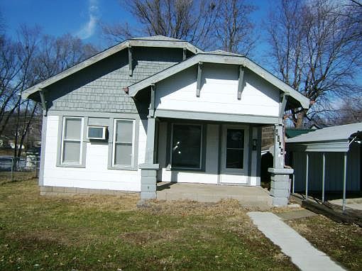 4th image of 1109 1st St