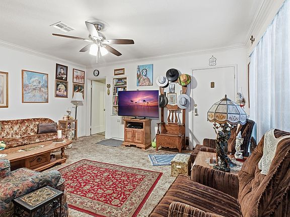 5th image of 430 Olive Ave