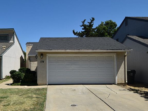2nd image of 174 Saginaw Cir