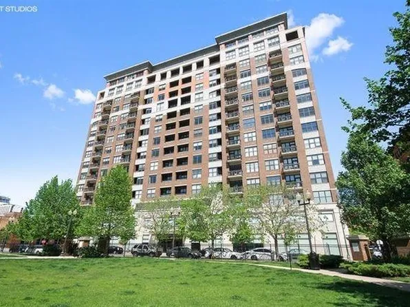 849 N Franklin St, Chicago, IL