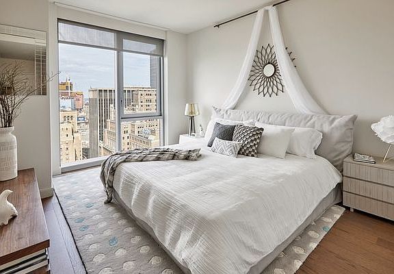4th image of 100 W 31st St APT 46G