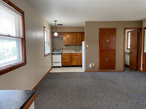4th image of 405 Kirkwood Ave