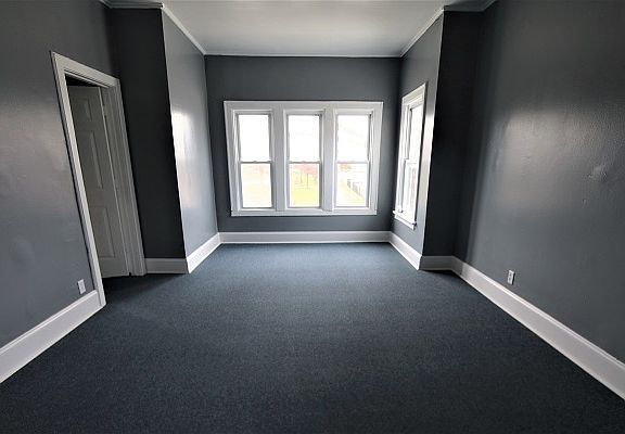 4th image of 9329 S Greenwood Ave #2
