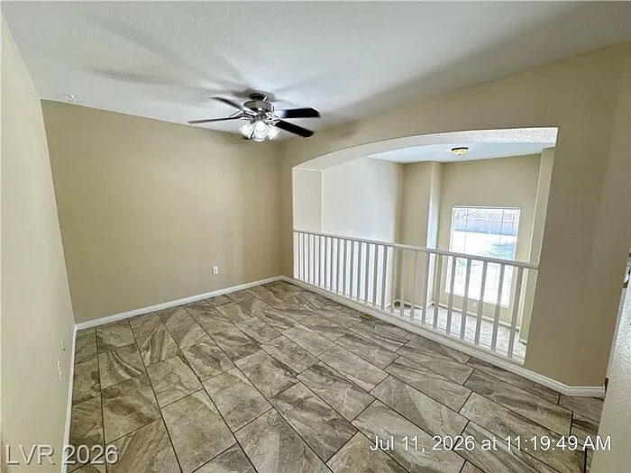 316 Fountain Crossing Ln — Photo 4