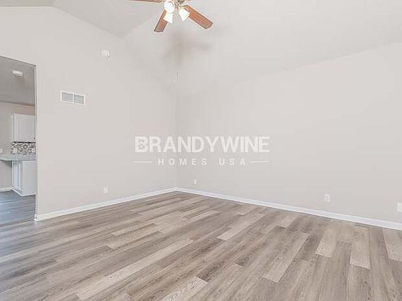 4th image of 19307 Diamond Ln