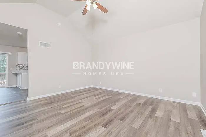 19307 Diamond Ln — Photo 4