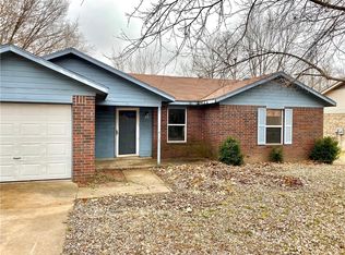25 E Candace St, Farmington, AR 72730