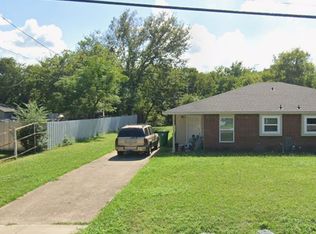 110 Ennis St, Waxahachie, TX 75165
