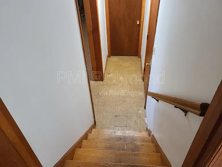 8010 Sycamore Ln — Photo 18