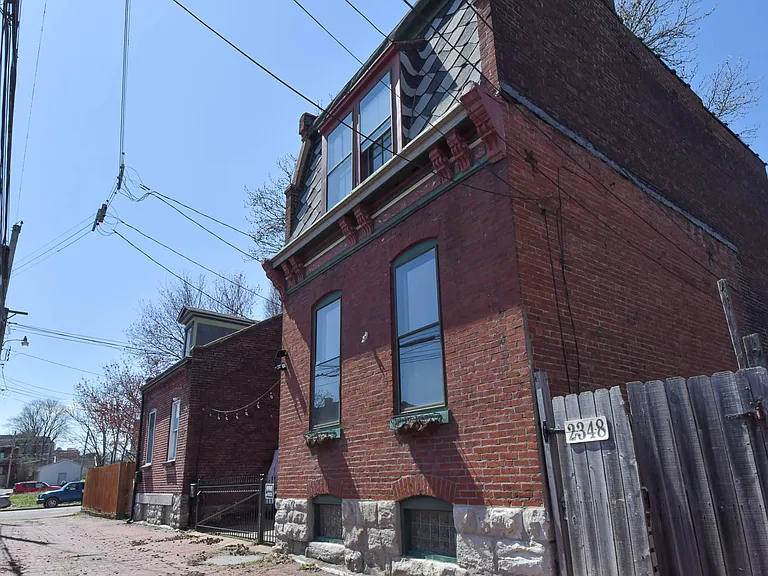 2350 S 10th St #R — Photo 43