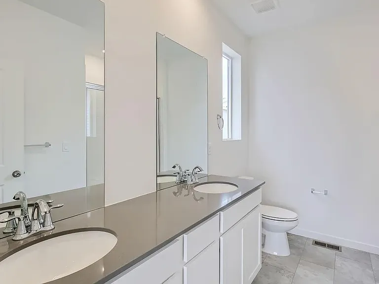 En suite bathroom