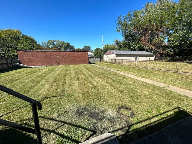 107 N Hampton Rd #A — Photo 9