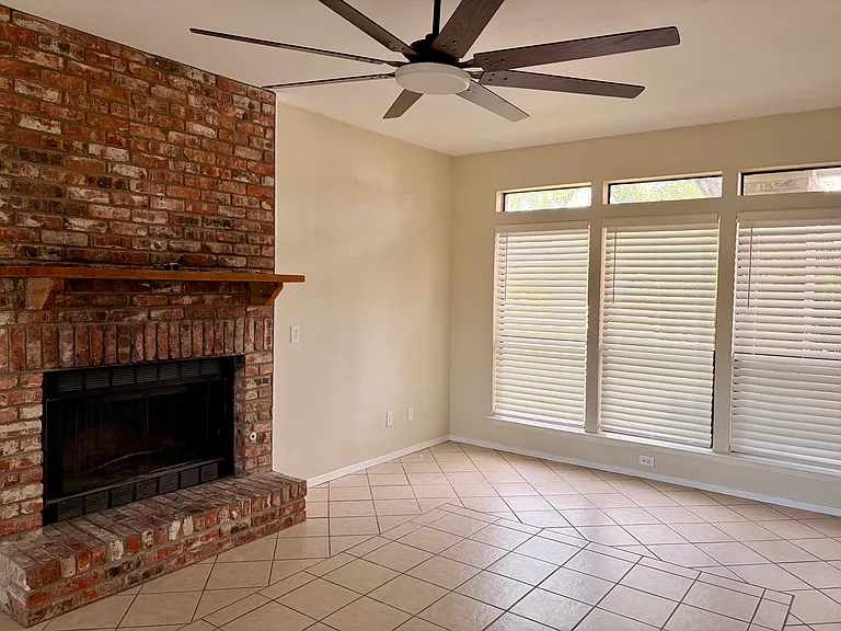 8301 Bradford Edward Cv — Photo 6