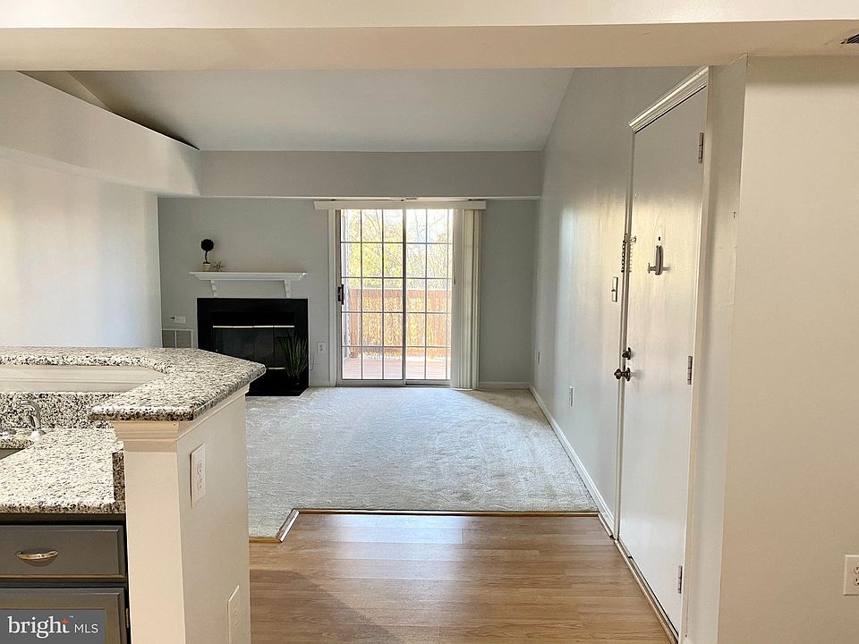 1st image of 6901 Victoria Dr Unit L