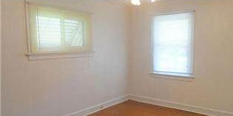 4th image of 8932 Lucerne Ct