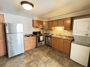 1133 Petra Pl APT 4, Madison, WI 53713