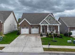 1319 Coates Ln, Gallatin, TN 37066