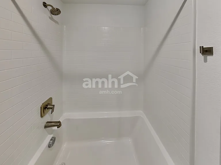10081 Roseum Ct — Photo 14