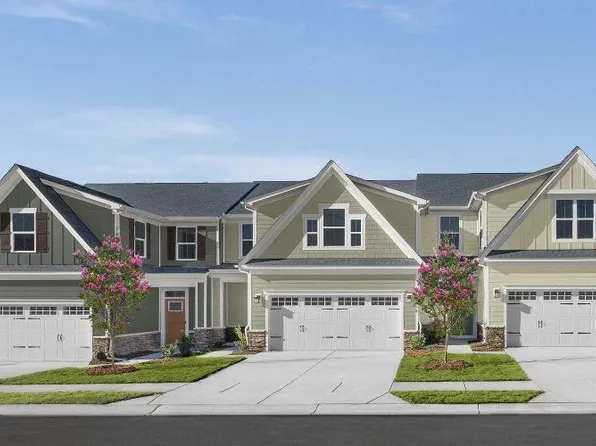23057 Retreat Ln, Carrollton, VA 23314