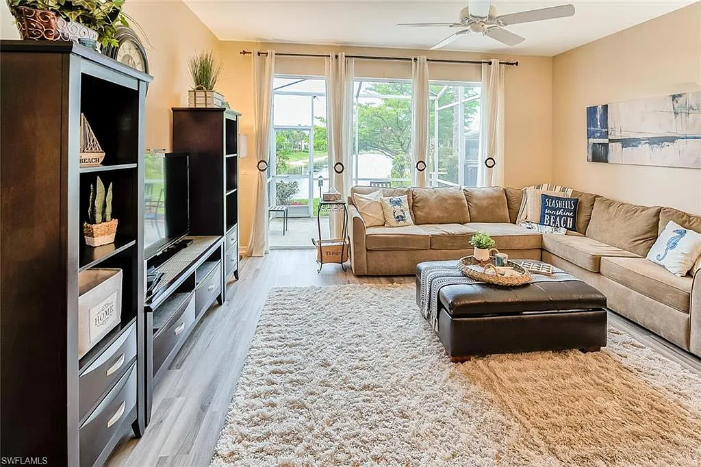 3 bed, 2.5 bath, 1580 sqft, $4,000 — Photo 3