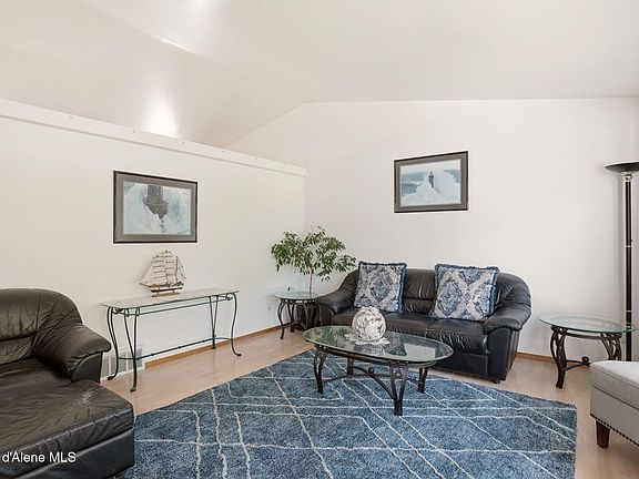 3rd image of 5871 N Magellan Ct
