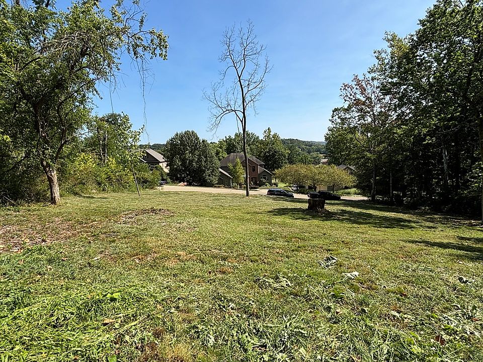 2nd image of 95 Saint Andrews Blvd