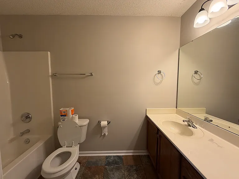 375 Brookfield Dr — Photo 9