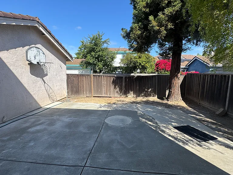 4195 Horatio Way — Photo 24