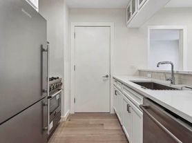 1105 Lex Ave