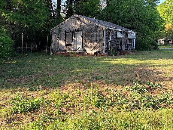 2nd image of 3135 Baker Cir