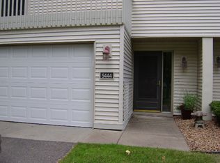 5444 Sanibel Dr, Minnetonka, MN 55343