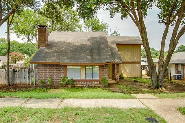 1st image of 745 Walnut Dr